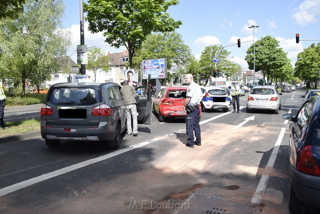 VU Koeln Bayenthal Schoenhauserstr Rheinuferstr P21.JPG - Miklos Laubert